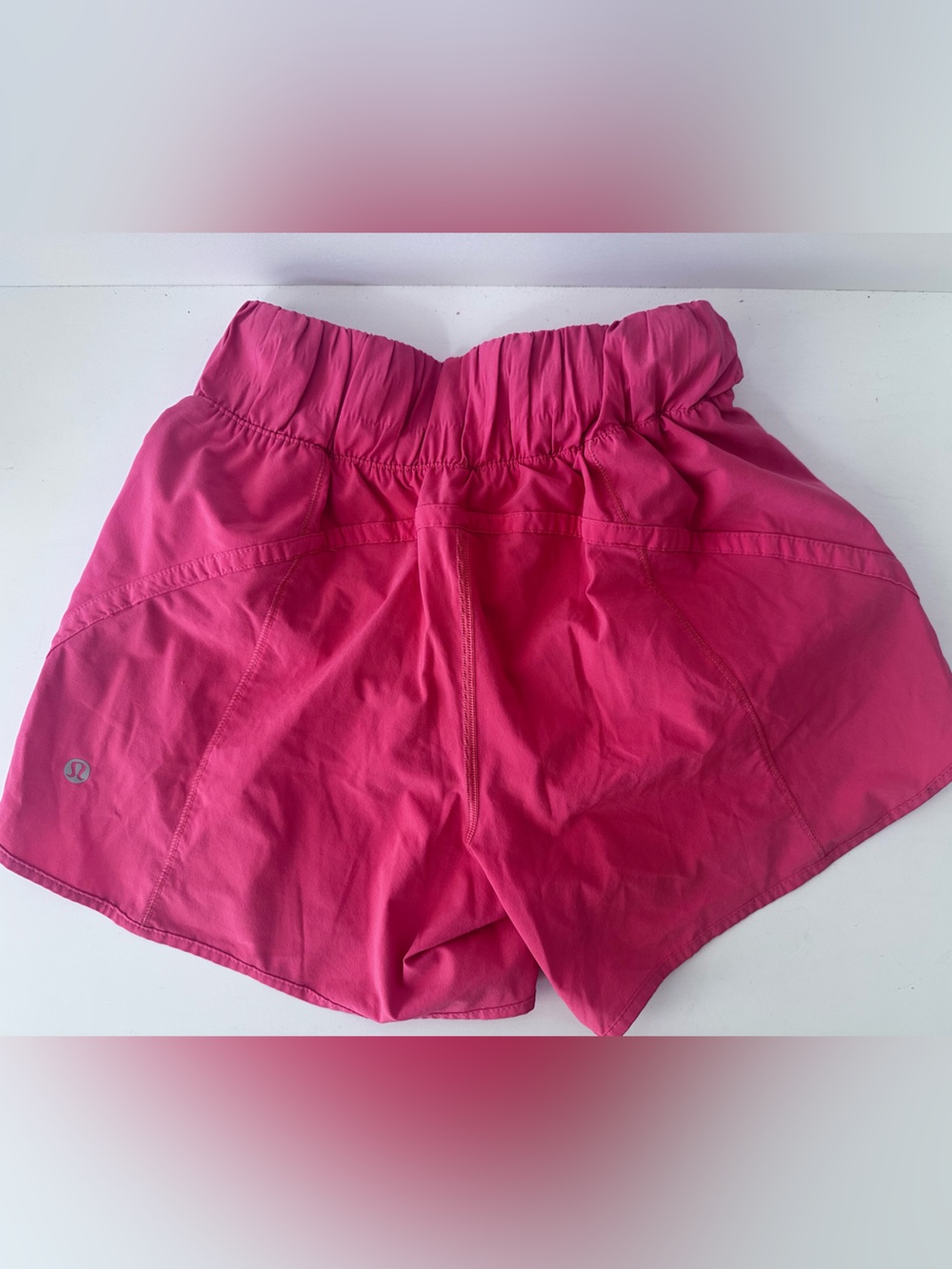 Lululemon Coral Pink Speed Up Shorts - Size 4